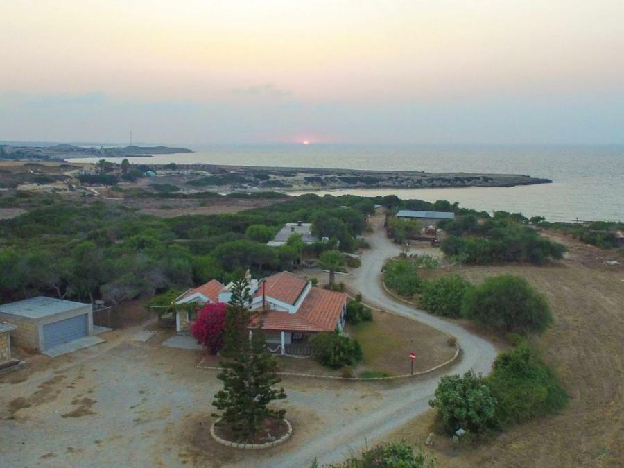 Balci Plaza Hotel&Balci Plaza guest Bungalows Karpaz peninsula Selenias Exterior foto